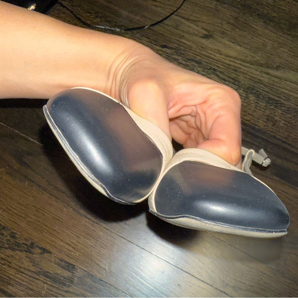 Sam Edelman Black and Beige slingback Heels 8.5 - Picture 5 of 6